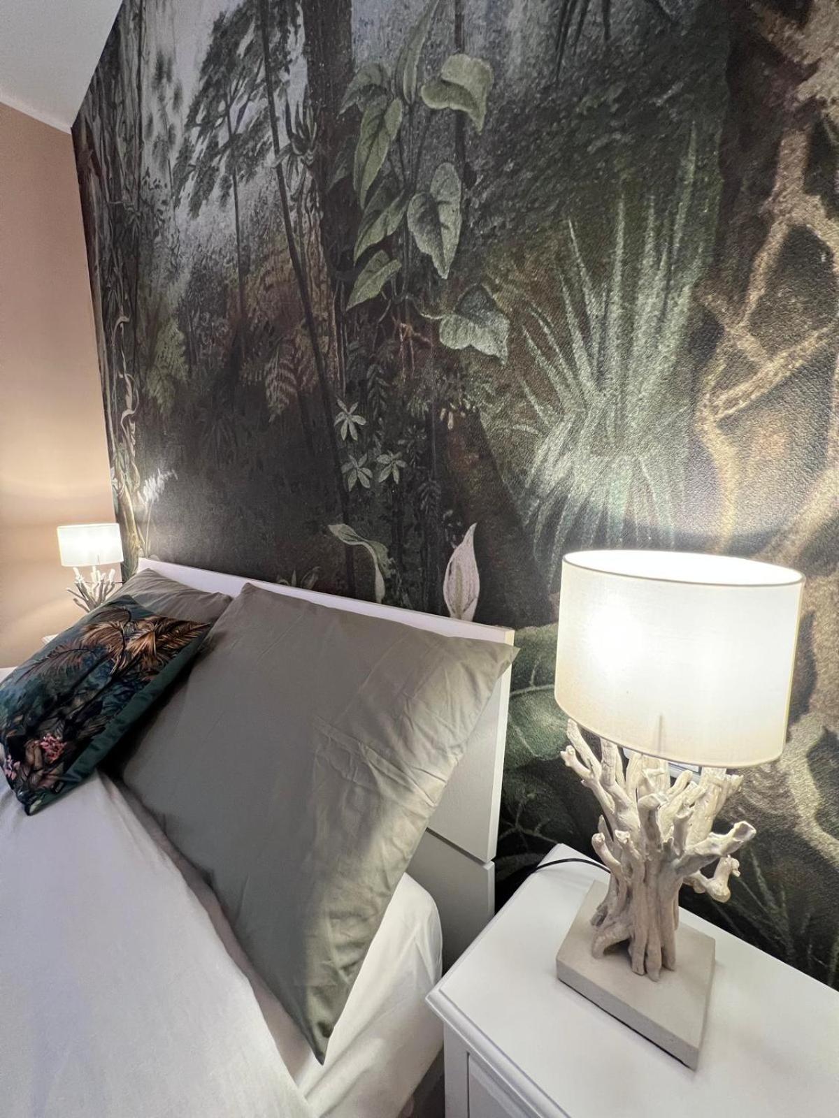 سيستيرنا دي لاتينا B&B Caffe Retro' المظهر الخارجي الصورة