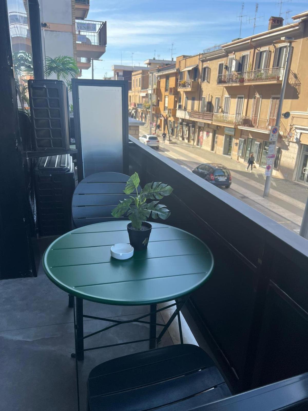 سيستيرنا دي لاتينا B&B Caffe Retro' المظهر الخارجي الصورة