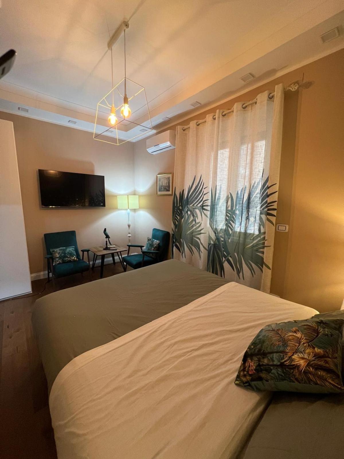سيستيرنا دي لاتينا B&B Caffe Retro' المظهر الخارجي الصورة